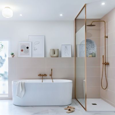Paroi de douche 120x200 cm verre anticalcaire 6mm avec barre de fixation et cadre complet aluminium Cuivre Brossé ESSEBAGNO Square