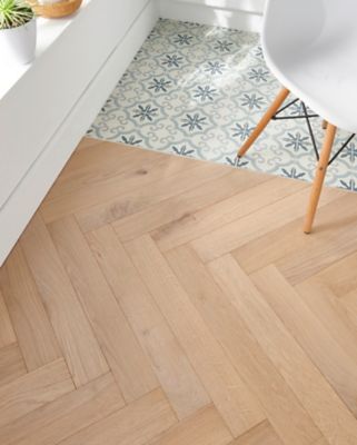 Parquet Contrecollé Eslov Bâton Rompu Chêne Verni Naturel | Castorama