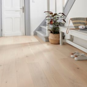 Parquet contrecollé clipsable Goodsir XL en chêne verni coloris naturel