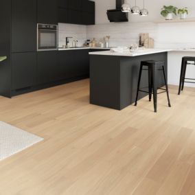 Parquet contrecollé clipsable Lulea L en chêne huilé naturel compatible pièces humides