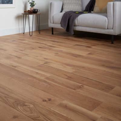 Parquet massif à coller Visby L en chêne huilé blond