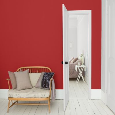 Peinture murs et boiseries Color Resist Dulux Valentine satin rouge absolu 2,5L