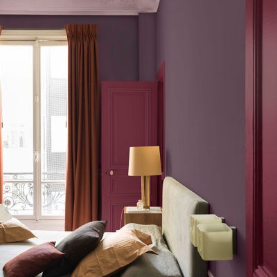 Peinture murs et boiseries Couture de Dulux Valentine satin velours cuir bordeaux 2L