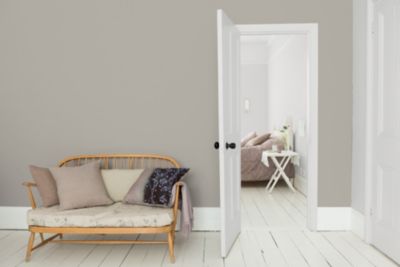 Peinture murs et boiseries gris le béton satin Dulux Valentine Si Simple ! 2.5 L