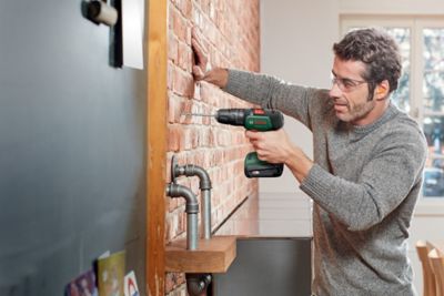 Perceuse à percussion Bosch UniversalImpact 18V - 2 x 1,5Ah