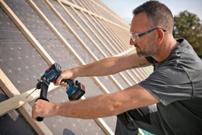 Perceuse à percussion sans fil Bosch Professional GSB 18V-150 C (sans batterie)