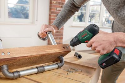 Promo Perceuse Visseuse à Percussion Sans Fil Brushless 18 V + Batterie