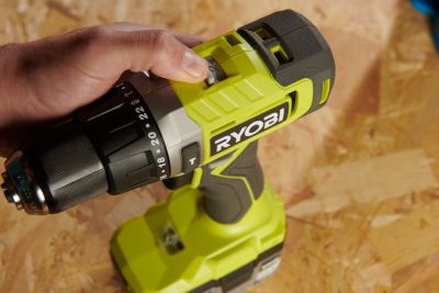 Perceuse à percussion sans fil Ryobi RPD18-2C20TA60 52Nm – 18V, 2 x 2Ah