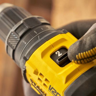 Perceuse Visseuse 50nm - 18v - 24 Réglages De Couple - Sfmcd714d2t-qw Stanley Fatmax V20