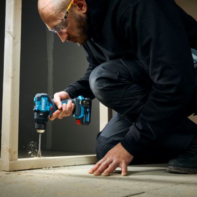 Perceuse visseuse à percussion sans fil Erbauer 18V ERI1092COM 75 Nm 2x2Ah