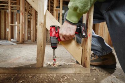 Perceuse-Visseuse Milwaukee 12V M12 FDD2402X : Puissance et Compacité