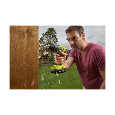 Perceuse-visseuse à percussion RYOBI - R18PD2-242S - 18V One+ - 2 Batteries 4.0Ah et 2.0Ah - 1 Chargeur