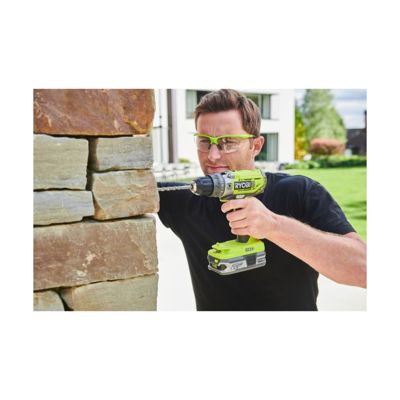 Perceuse-visseuse à percussion RYOBI RPD18 - Puissante | RYOBI