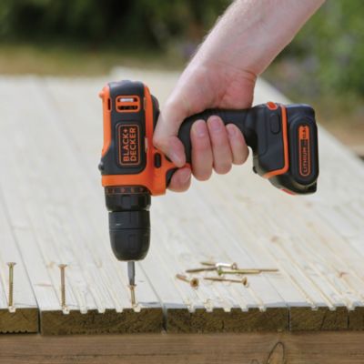 Perceuse visseuse sans fil Black+Decker 10.8V BDCDD12K-QW - 1.5Ah