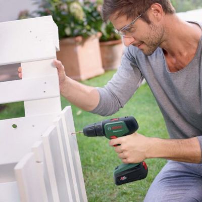 Perceuse visseuse sans fil Bosch Universaldrill 18V - 2x1.5Ah