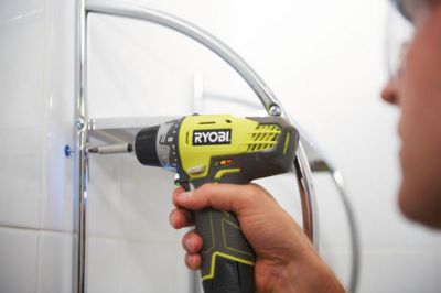 Perceuse visseuse sans fil Ryobi 12V R12DD-220S - 2x2Ah