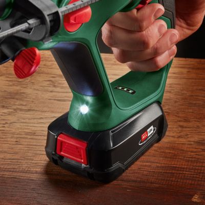 Perforateur SDS Plus sans fil avec batterie 18 V - énergie de frappe 2 J - Bosch UniversalHammer 18V