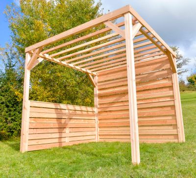 Pergola autoportante en bois naturel sapin de Douglas modulable H.2,5 x l.2,9 m + 3 modules occultants