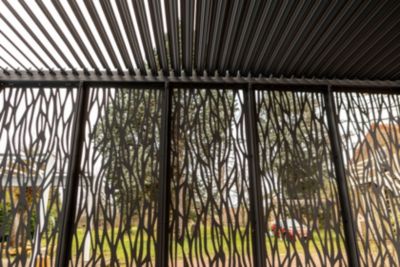 Pergola bioclimatique aluminium autoportante gris anthracite 5,98 x 2,35 m