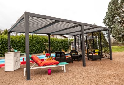 Pergola bioclimatique aluminium autoportante gris anthracite 5,98 x 2,35 m