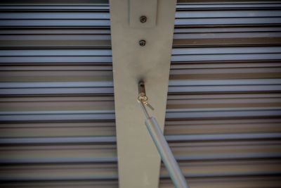 Pergola bioclimatique autoportante manuelle aluminium Habrita PER3630BI gris 3,60 x 3 m