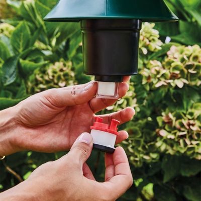 Piège Antimoustiques d'extérieur Pioneer  Jusqu'à 3000m2 + 2 packs recharges