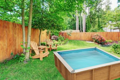 Piscine hors sol en bois carrée Pistoche 2 x 2 x H 0.64 m + couverture de sécurité automatique