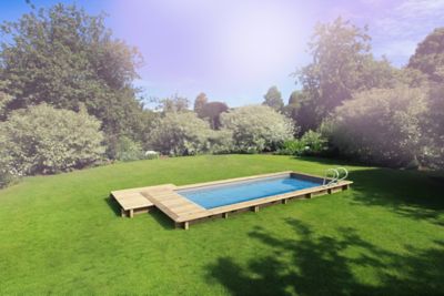 Piscine hors sol urbaine Mypool 6,00 x 2,50 x h.1,33 m + couverture automatique et coffre bois
