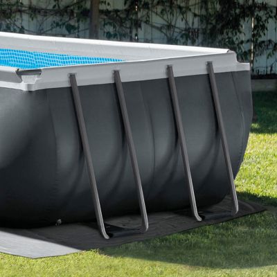 Piscine tubulaire rectangulaire Intex Ultra XTR 5,49 x 2,74 x h.1,32 m + stérilisateur au sel + filtre à sable 4m3/h