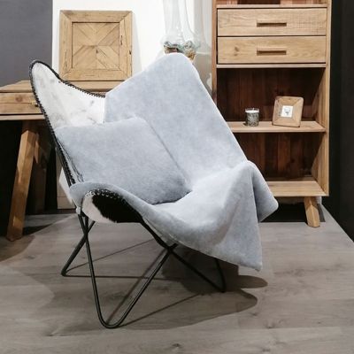 Plaid en fausse fourrure gris givré ultra doux 130x170 cm - LEVY