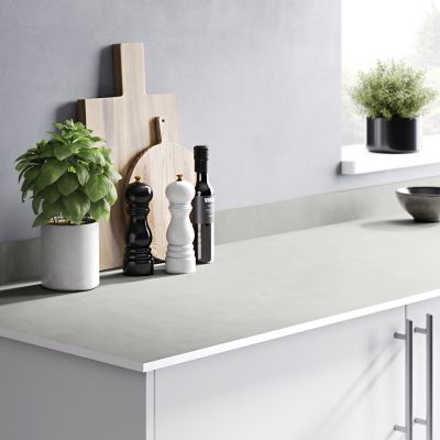 Plan de travail compact 1 face blanc / 1 face aspect pierre GoodHome Nepeta 300 cm x 62 cm x ép. 1.2 cm