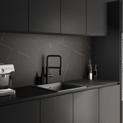 Plan de travail réversible compact 1 face aspect marbre noir / 1 face noir mat L.300 x l.62 x ép.1,2 cm GoodHome Nepeta