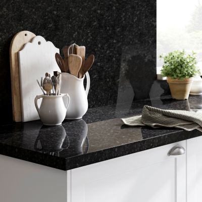 Plan de travail stratifié effet granit noir L.300 x l.62 x ép.3,8 cm GoodHome Kabsa