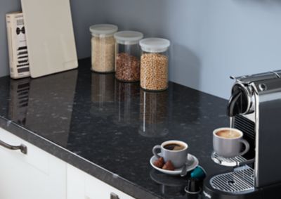 Plan de travail stratifié effet granit noir L.300 x l.62 x ép.3,8 cm GoodHome Kabsa