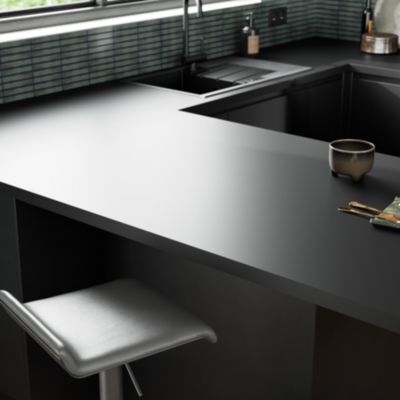 Plan de travail stratifié noir mat L.300 x l.62 x ép.3,8 cm GoodHome Berberis