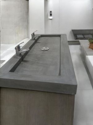 Plan double vasque en béton fibré cimenté effet ciré gris 80x47x7 , fabriqué artisanalement en France par Gakeal
