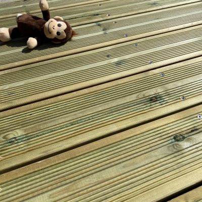 Planches de terrasse Pin autoclave Vert pour 10 m², Longueur 3,3 m.
