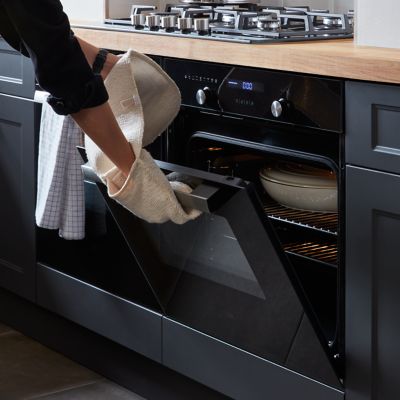 Plaque de cuisson gaz 5 foyers Cooke & Lewis coloris noir l.75 x P.52,3 x H.9,5 cm