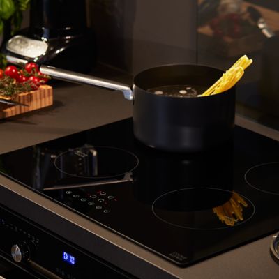 Plaque de cuisson induction 4 foyers Cooke & Lewis coloris noir l. 59 x P. 52 x H. 6,5 cm