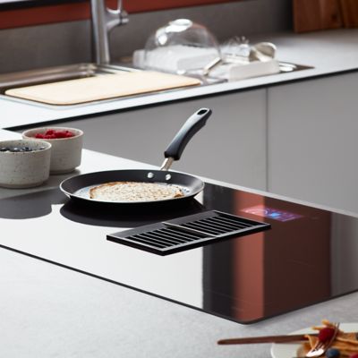 Plaque de cuisson induction 4 foyers GoodHome coloris gris anthracite l. 77 x P. 52 x H. 25 cm