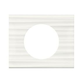 Plaque de finition 1 poste Legrand Céliane 0 690 11 coloris corian® cannelé l.100 x P.9,1 x H.83 mm