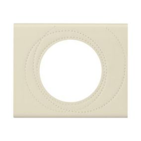 Plaque de finition 1 poste Legrand Céliane 0 694 31 coloris cuir perle couture l.100 x P.9,2 x H.82 mm