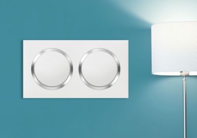 Plaque de finition 2 postes Legrand Dooxie 6 008 42 coloris blanc mat avec bague effet chrome l.158 x P.10 x H.87 mm