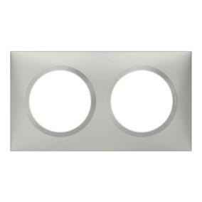 Plaque de finition 2 postes Legrand Dooxie 6 008 52 coloris aluminium l.158 x P.10 x H.87 mm