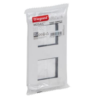 Plaque de finition 2x2 modules Legrand Mosaïc 0 994 73 coloris blanc l.153 x P.9 x H.82 mm