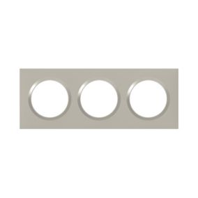 Plaque de finition 3 postes Legrand Dooxie 6 008 23 coloris plume mat avec bague plume brillante l.229 x P.10 x H.87 mm