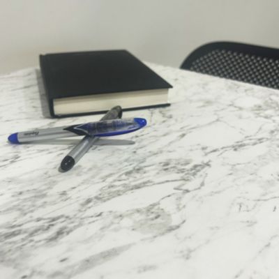 Plateau 120x70 decor marbre calacata - Restootab