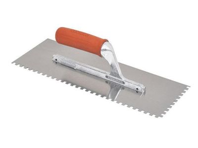 Platoir denté avec poignée caoutchouc 36 x 13 cm, denture 12 x 12, RAIMONDI 11334