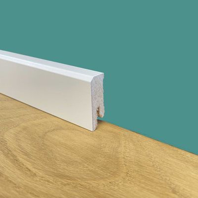 Plinthe carrée basse en fibre de bois 40 x 15 blanche (prix au mètre)