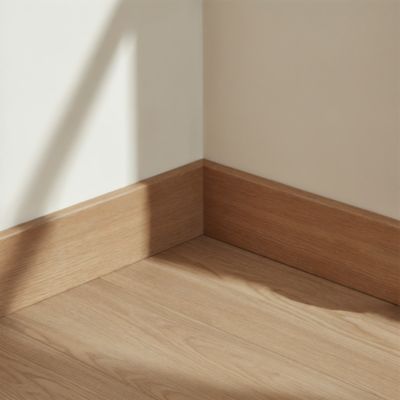 Plinthe MDF, effet chêne miel GoodHome, décor 180, H.8 cm x L.220 cm x ép.13 mm (vendue à la pièce)
